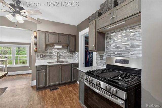 841 Sands Road, Brandon Charter Township, MI 48462