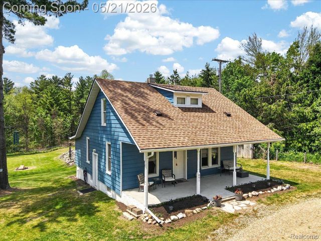 841 Sands Road, Brandon Charter Township, MI 48462