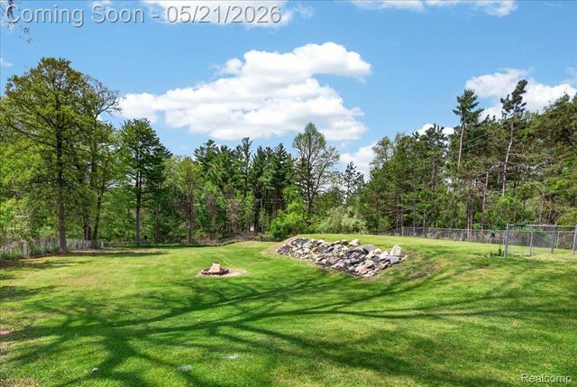 841 Sands Road, Brandon Charter Township, MI 48462