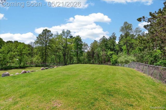 841 Sands Road, Brandon Charter Township, MI 48462