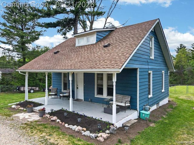 841 Sands Road, Brandon Charter Township, MI 48462