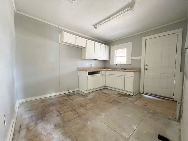 1061 19th Street SE, Paris, TX 75460