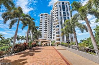 6075 Pelican Bay BLVD 104, Naples, FL 34108