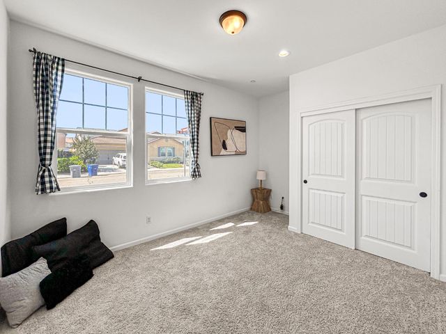 1009 El Molino Avenue, Clovis, CA 93619