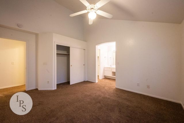 2188 E Pinedale Avenue, Fresno, CA 93720