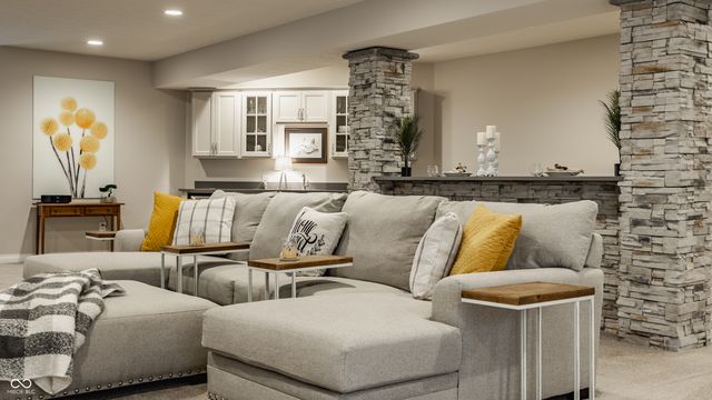 1127 Frenzel Parkway, Carmel, IN 46032