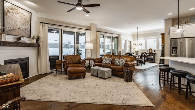 1127 Frenzel Parkway, Carmel, IN 46032