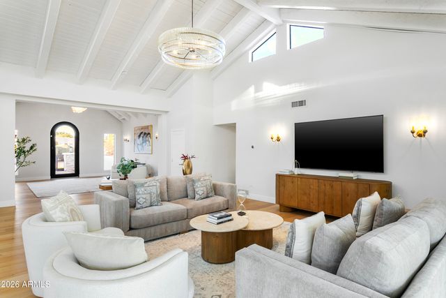 10111 E Cholla Street, Scottsdale, AZ 85260