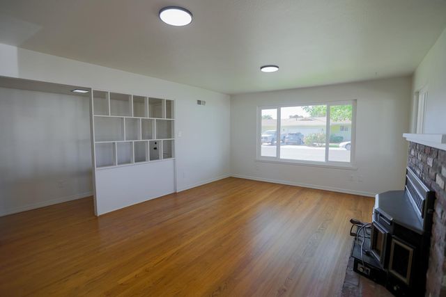 557 Ohlson, Yuba City, CA 95991