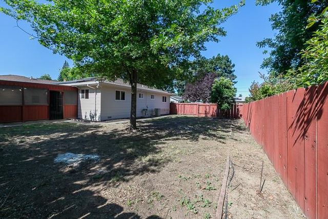 557 Ohlson, Yuba City, CA 95991