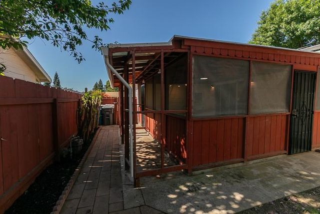 557 Ohlson, Yuba City, CA 95991