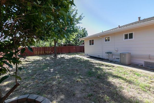 557 Ohlson, Yuba City, CA 95991