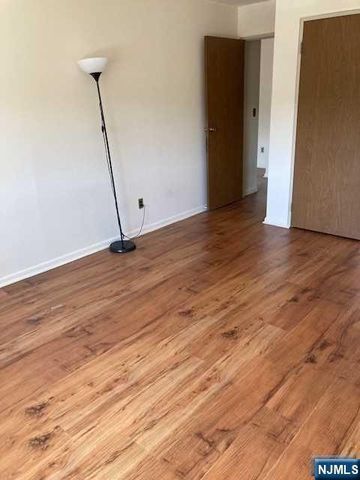 127 E Columbia Avenue A3, Palisades Park, NJ 07650