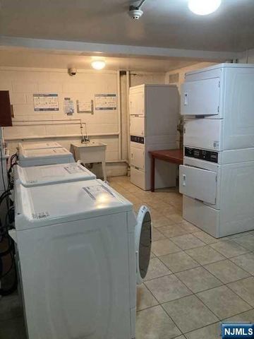 127 E Columbia Avenue A3, Palisades Park, NJ 07650