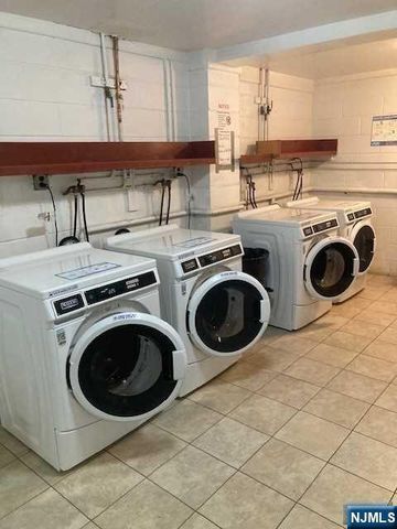 127 E Columbia Avenue A3, Palisades Park, NJ 07650