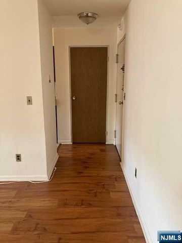 127 E Columbia Avenue A3, Palisades Park, NJ 07650