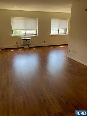 127 E Columbia Avenue A3, Palisades Park, NJ 07650