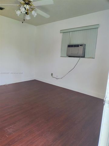 525 SW 56th Ave 525, Miami, FL 33134