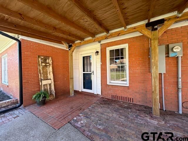 205 N Henry St, Lindale, TX 75771