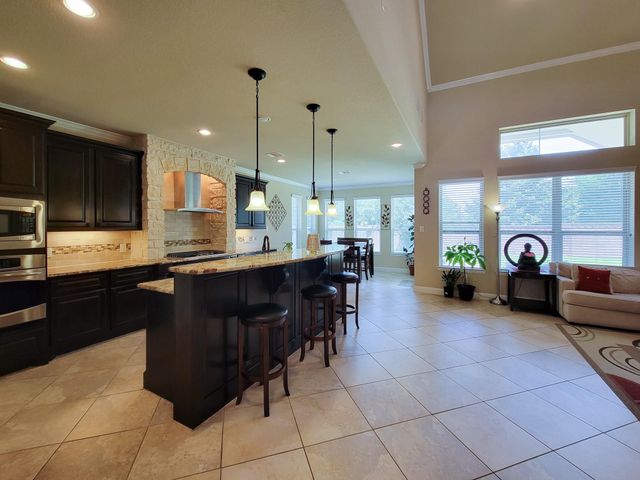 715 Charleston Heights Lane, Sugar Land, TX 77479