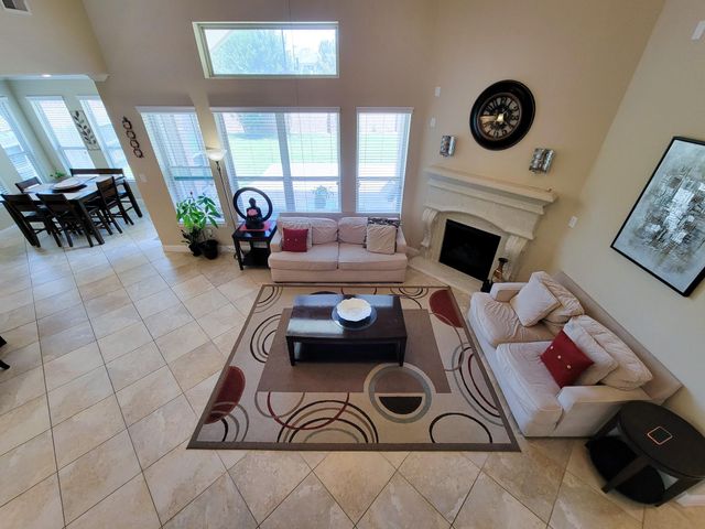 715 Charleston Heights Lane, Sugar Land, TX 77479