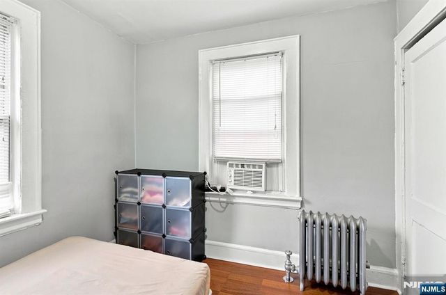 27 Philip Place, Irvington, NJ 07111