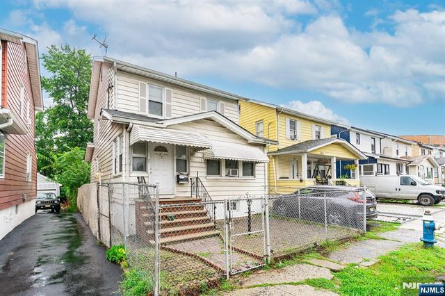27 Philip Place, Irvington, NJ 07111