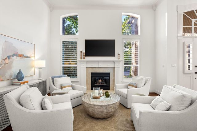 5301 Willow Lane, Colleyville, TX 76034