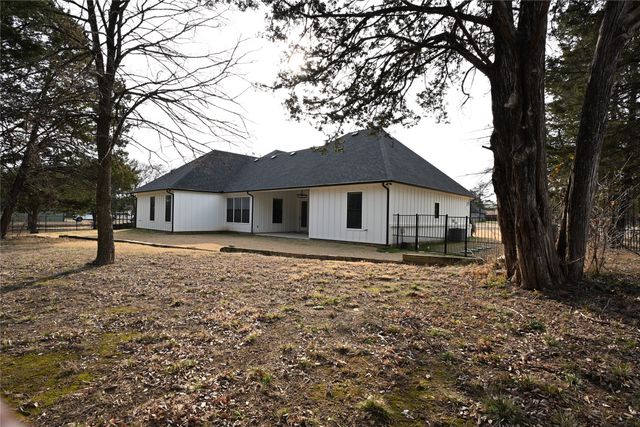 328 Brandon Way, Pottsboro, TX 75076