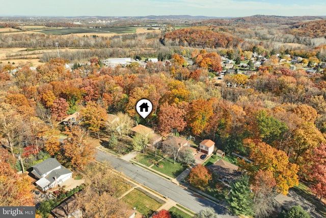 3971 LITTLE JOHN DR, York, PA 17408