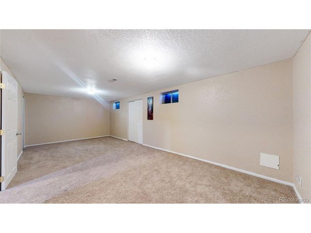 7027 Vivian Ct, Arvada, CO 80004
