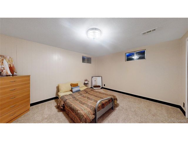 7027 Vivian Ct, Arvada, CO 80004