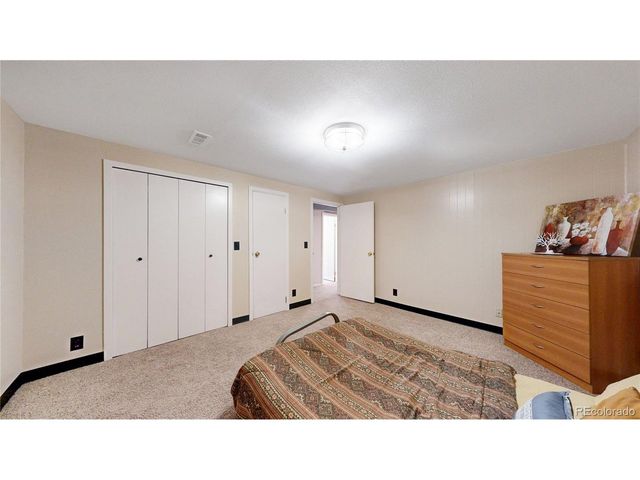 7027 Vivian Ct, Arvada, CO 80004