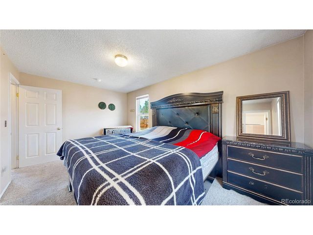 7027 Vivian Ct, Arvada, CO 80004
