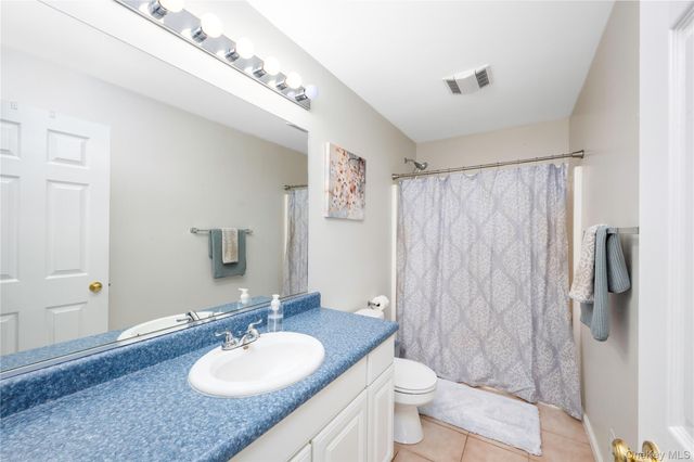 165 Roosevelt Drive, Poughquag, NY 12570