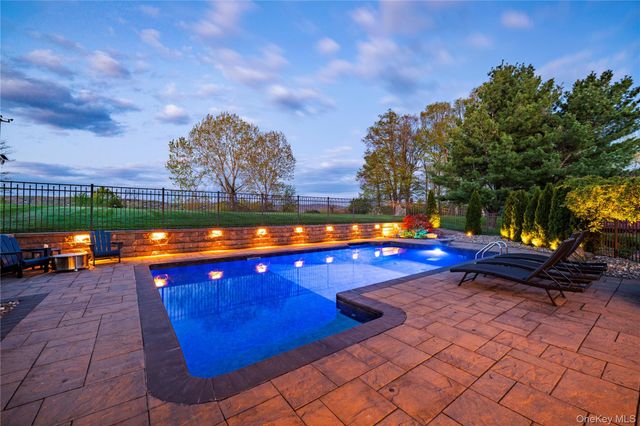 165 Roosevelt Drive, Poughquag, NY 12570