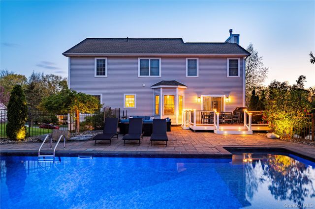 165 Roosevelt Drive, Poughquag, NY 12570