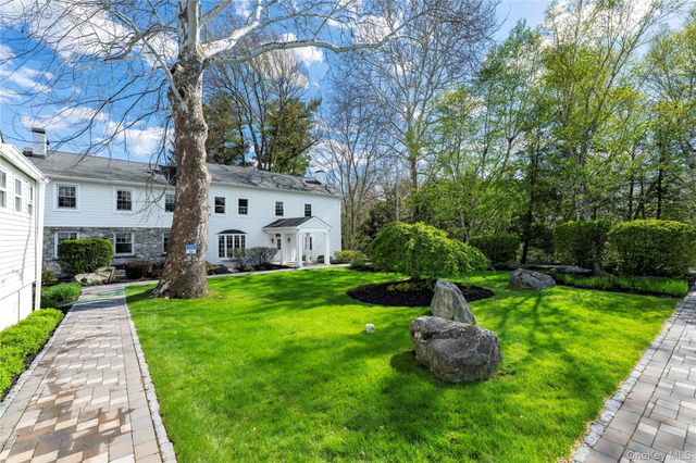 165 Roosevelt Drive, Poughquag, NY 12570