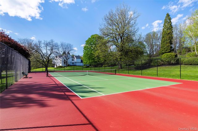 165 Roosevelt Drive, Poughquag, NY 12570