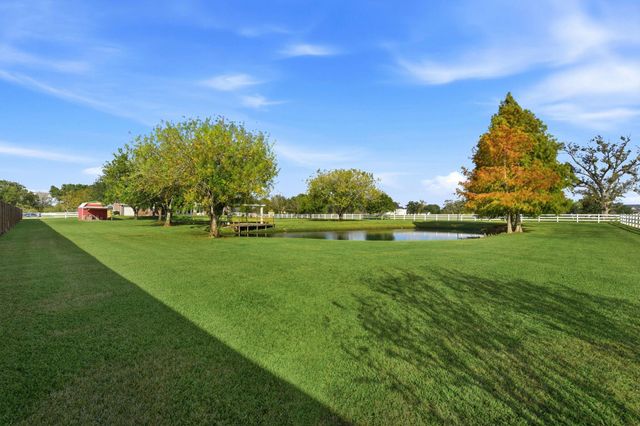 2819 Pearce Meadow, Rosharon, TX 77583