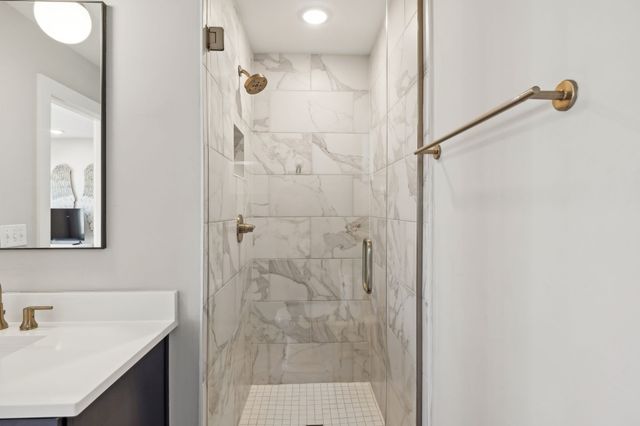 110 Duke St Apt 3, Nashville, TN 37207