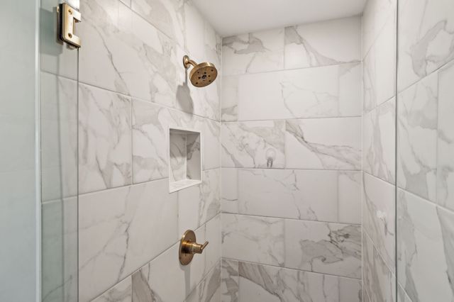 110 Duke St Apt 3, Nashville, TN 37207