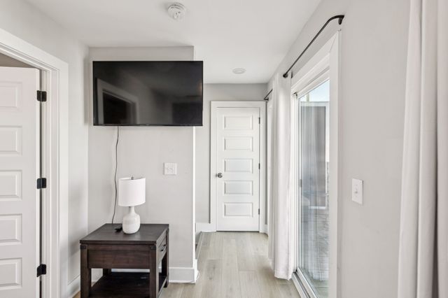 110 Duke St Apt 3, Nashville, TN 37207