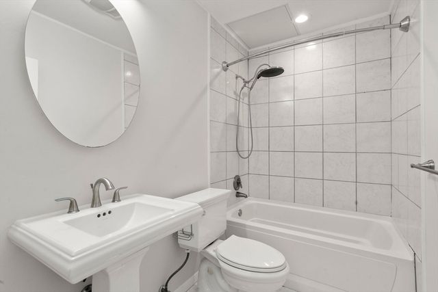 4 Tara Dr. 4, Weymouth, MA 02188