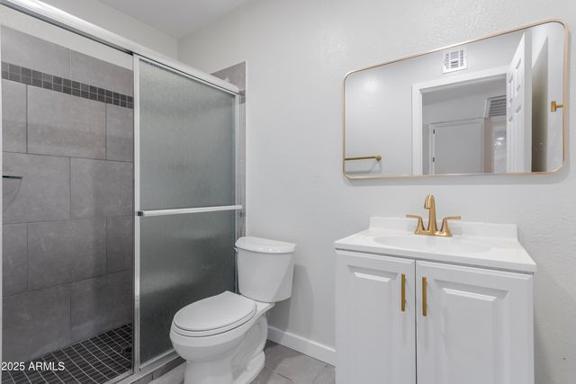 18202 N CAVE CREEK Road 245, Phoenix, AZ 85032