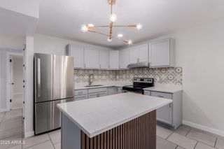 18202 N CAVE CREEK Road 245, Phoenix, AZ 85032