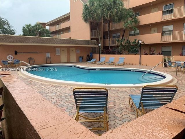 3120 N Pine Island Rd 307, Sunrise, FL 33351