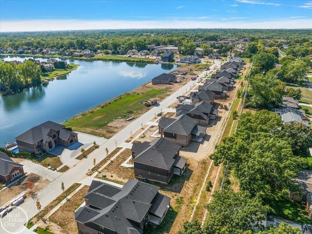 3515 Forster Lane, Shelby Twp, MI 48316