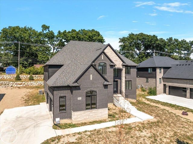 3515 Forster Lane, Shelby Twp, MI 48316