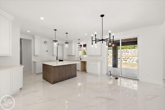 3515 Forster Lane, Shelby Twp, MI 48316